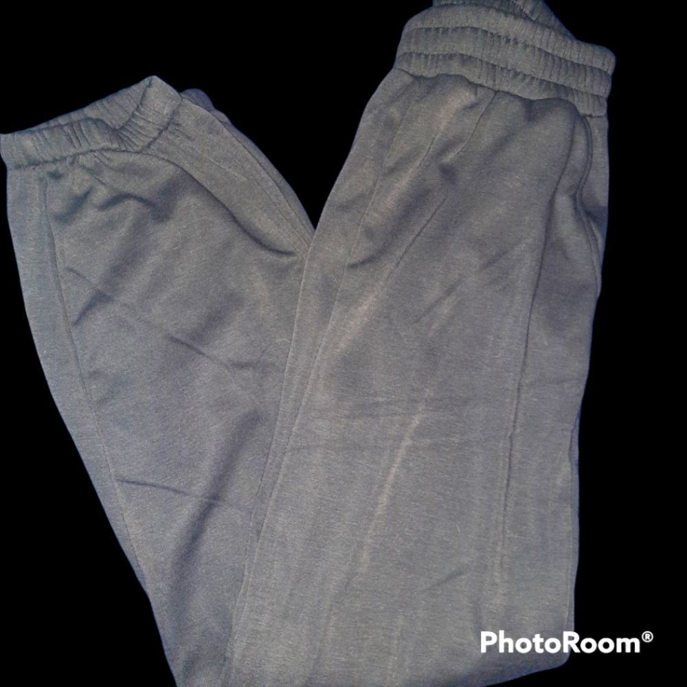 Romantichut silky smooth sweats 